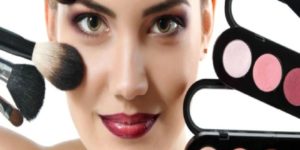 Read more about the article How Fashion Retouching can be inspired by Good Make-Up Techniques?
